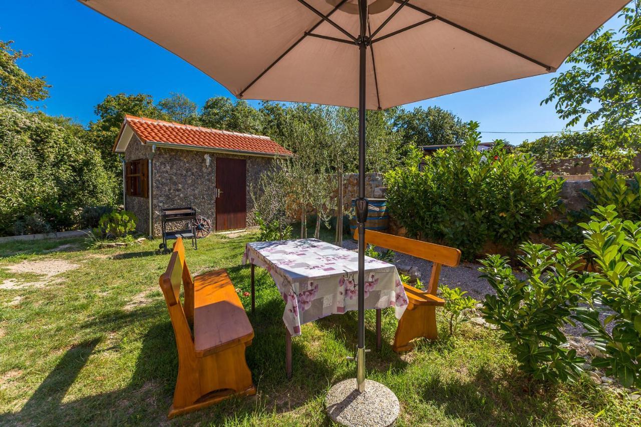 Holiday Home Vrh Exterior photo